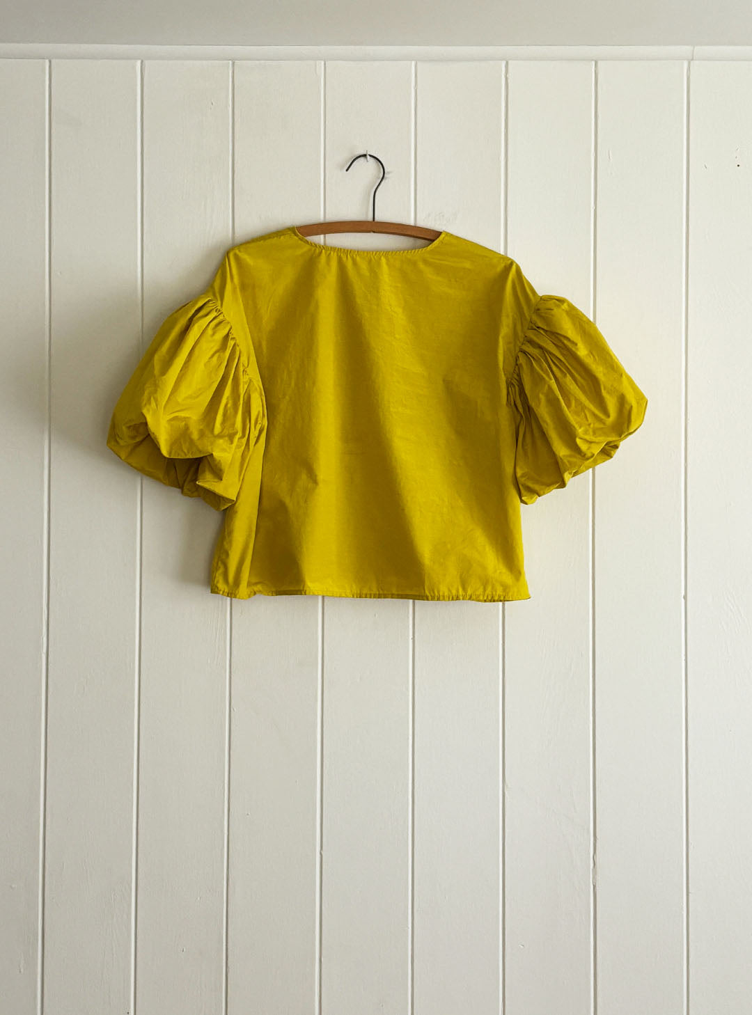 Saffron Poof Sleeve Top